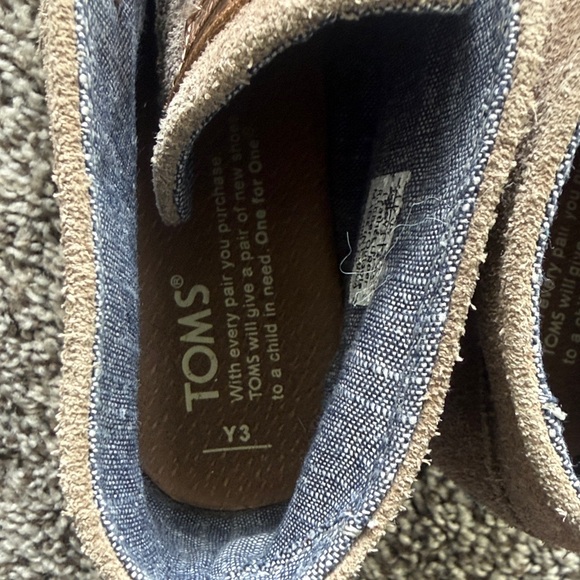Toms Girls Tan Suede Ankle Boots - Picture 4 of 5